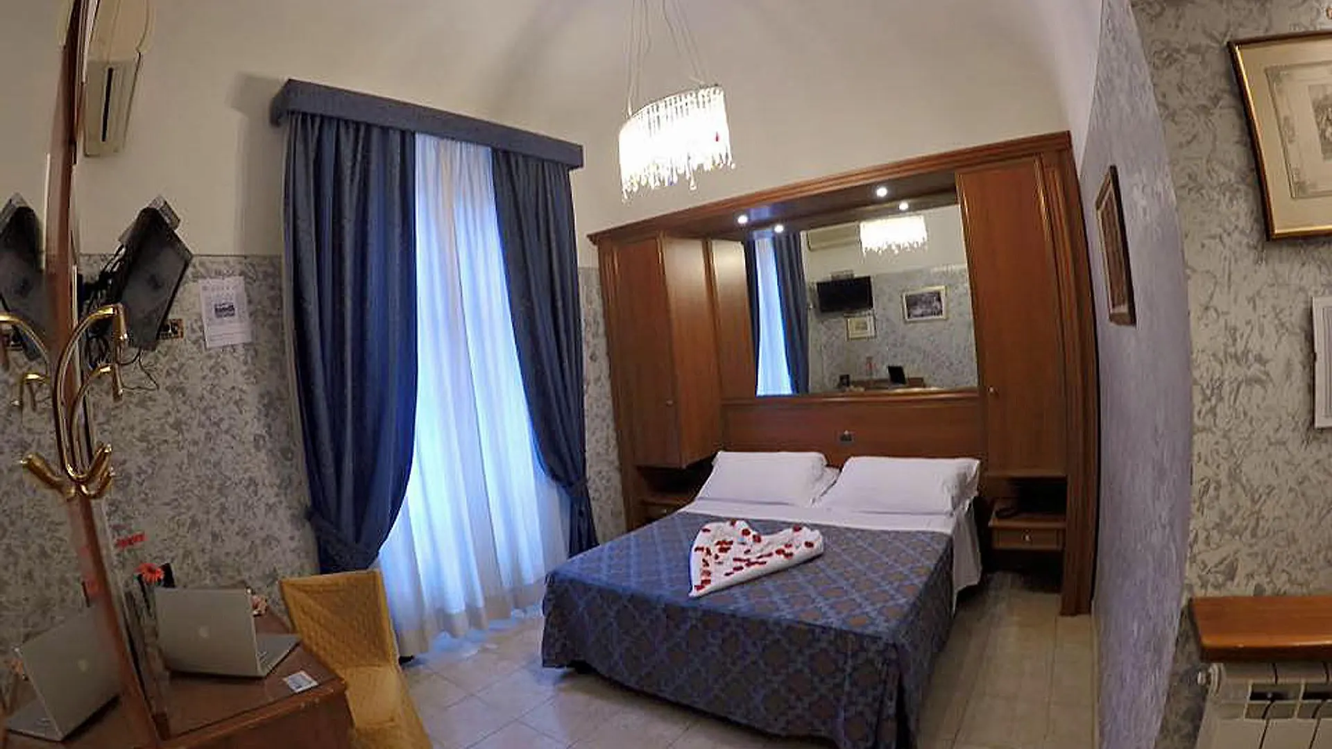 ***  Hotel Assisi Rome Italy