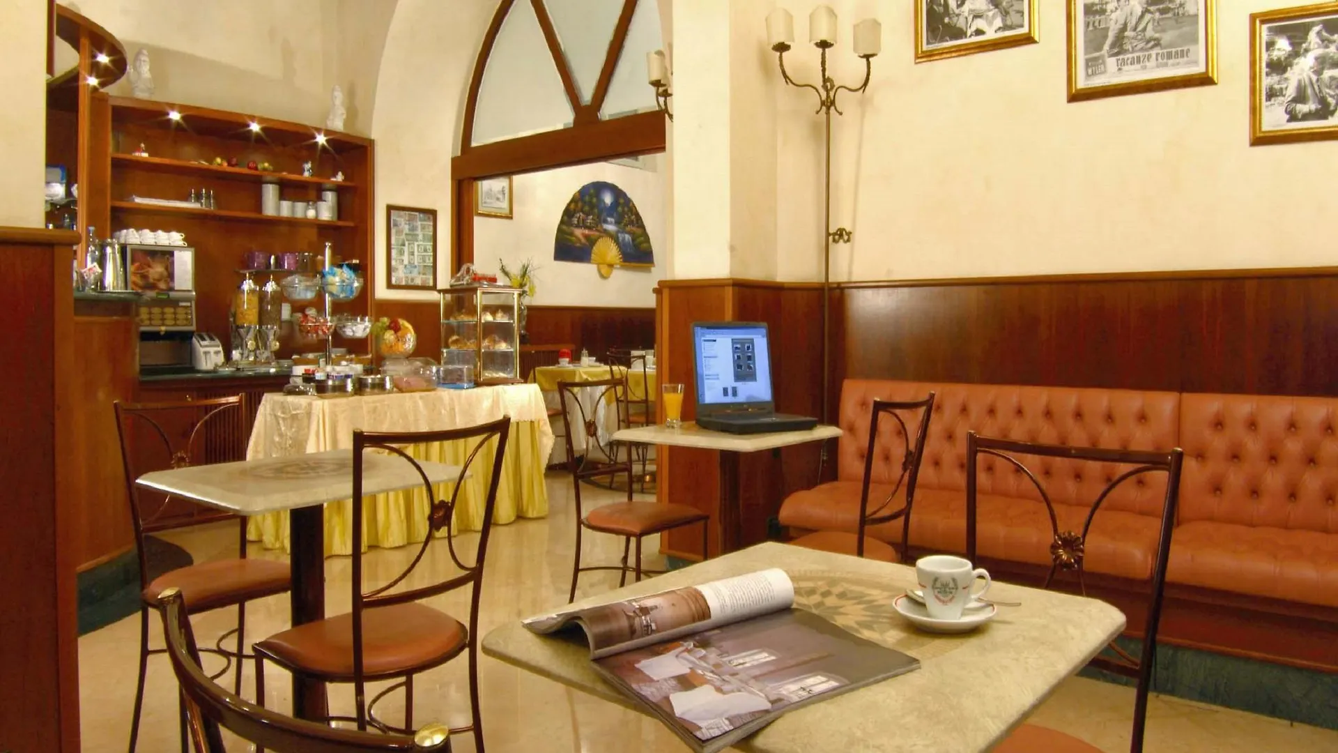Hotel Assisi Rome 3*,  Italy