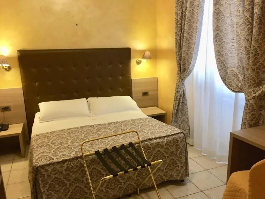 Hotel Assisi Rome 3*,