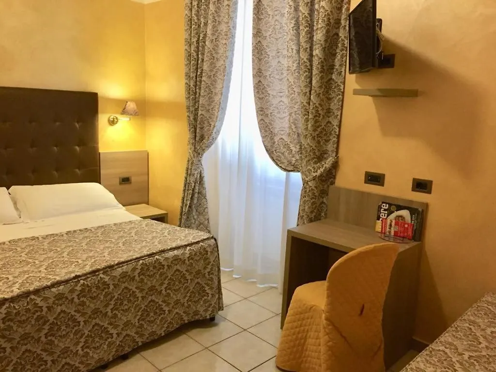Hotel Assisi Rome 3*,  Italy